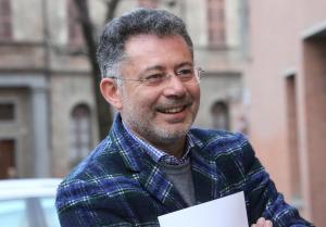 Dopo una prima riunione conoscitiva, si è svolta in sede di Confcommercio provincia di Cuneo la riunione d’insediamento del Coordinamento delle Emittenti radiofoniche, costituito da Radio Alba, Radio Cuneo Nord, Radio Piemonte Sound e Amica Radio, TRS Radio Savigliano, Radio Stereo 5, Amica Radio, Radio Valle Belbo e Radio Canelli Monferrato.  Responsabile del Coordinamento è stata chiamata Simona Solavaggione di Radio Savigliano, vice Claudio Rosso di Radio Alba.  “Ringraziamo i colleghi e le colleghe per 